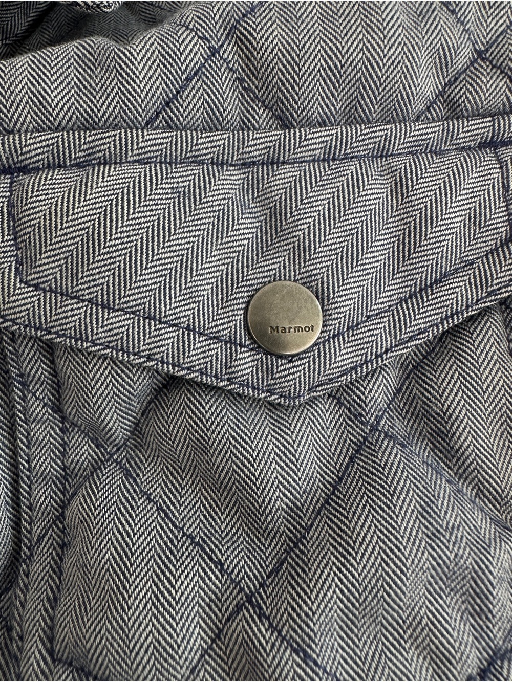 Marmot Riley Insulated Quilted Shirt Jacket XS Blue Herringbone Shacket Snap - Picture 8 of 10